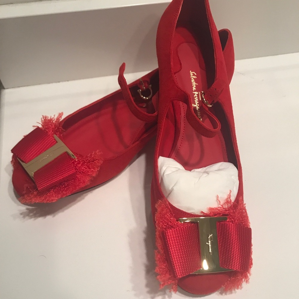 Salvatore Ferragamo Eugenia ballet flats